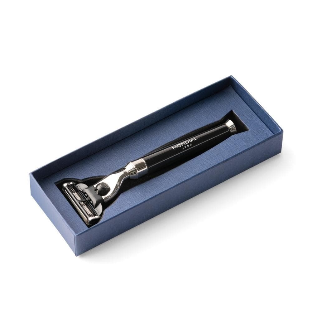 Premium Cartridge Razor Handle in Black Resin & Chrome