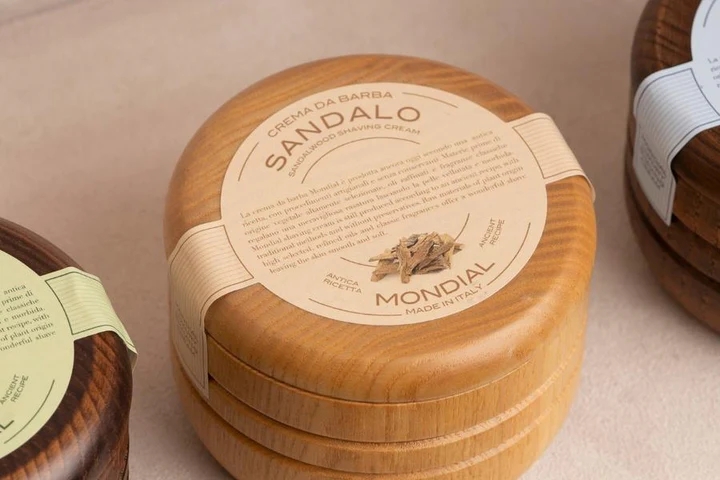 Why is Sandalwood Such a Popular Shaving Fragrance?